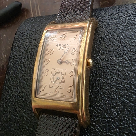Vintage 50S OR 60S GRUEN Curvex Men's Dress Watch - Gold Dial
